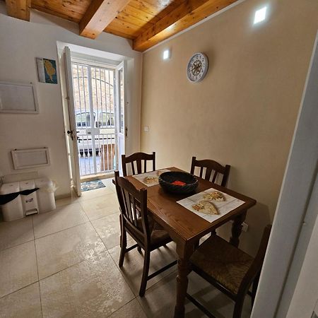 Perla Marina Ortigia Villa Syracuse Exterior foto